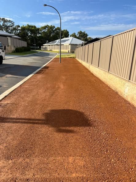 Water-wise verge and parking hardstand: photo 1