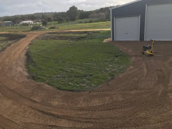 Driveway into a new shed: photo 4