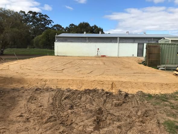 Demolition and sand pad for a new shed: photo 4