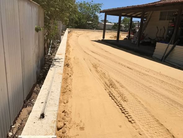 Sloping block fully retained and backfilled: photo 5